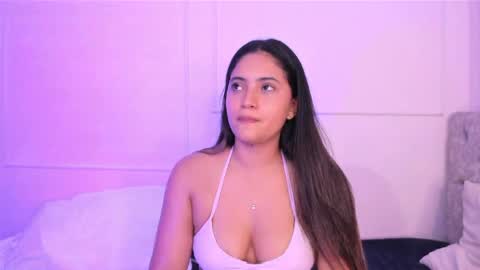 Asheley online show from April 18, 2026, 3:54 am