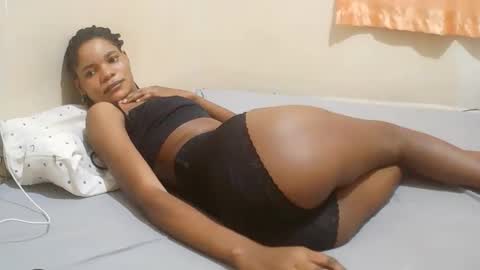 Snapshot of sweet_babe556 chatting on April 19, 2026, 6:10 pm sweet_babe556 online show from April 19, 2026, 6:10 pm