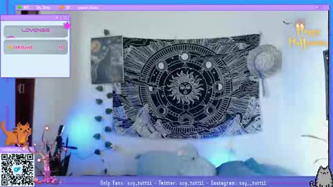 Snapshot of sweet_bluee chatting on September 24, 2025, 1:14 pm Tutti online show from September 24, 2025, 1:14 pm