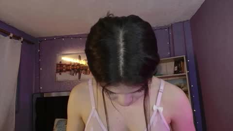 Candy online show from October 18, 2025, 3:13 pm