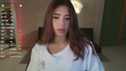 Camila online show from February 15, 2026, 10:17 pm