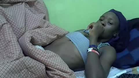 sweet_candie01 online show from November 24, 2025, 3:39 am