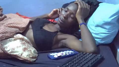 sweet_candie01 online show from May 21, 2026, 6:48 pm