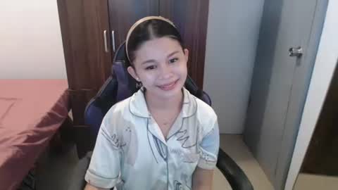 sweet_cassyxx online show from February 1, 2026, 12:42 am