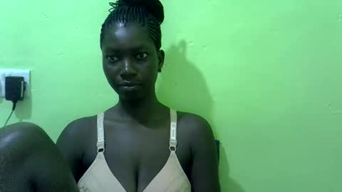 sweet_cherie1 online show from February 3, 2026, 6:22 am