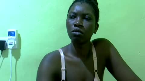 Snapshot of sweet_cherie1 chatting on June 21, 2026, 5:10 am sweet_cherie1 online show from June 21, 2026, 5:10 am
