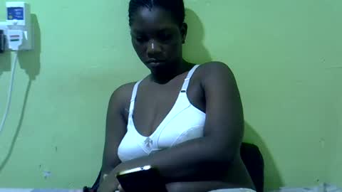 Snapshot of sweet_cherie1 chatting on June 29, 2026, 5:57 am sweet_cherie1 online show from June 29, 2026, 5:57 am