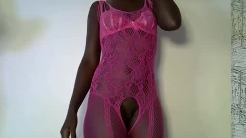 sweet_diva19 online show from May 20, 2026, 1:45 am