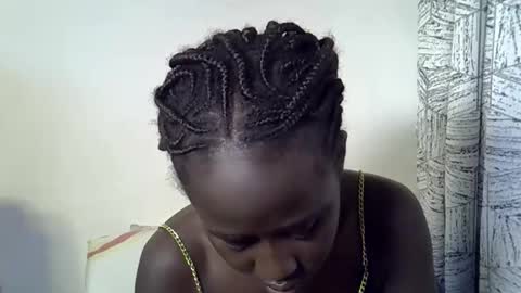 sweet_diva19 online show from May 25, 2026, 9:43 pm