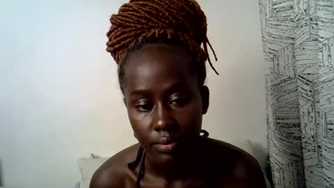 sweet_diva19 online show from July 4, 2026, 9:32 pm