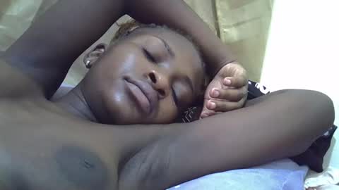 Snapshot of sweet_eldah chatting on September 12, 2025, 5:51 am Sweet eldah online show from September 12, 2025, 5:51 am