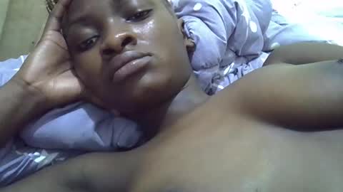 Snapshot of sweet_eldah chatting on September 12, 2025, 10:21 pm Sweet eldah online show from September 12, 2025, 10:21 pm