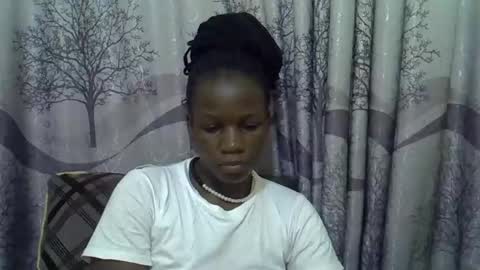 Edah online show from May 5, 2026, 1:57 am