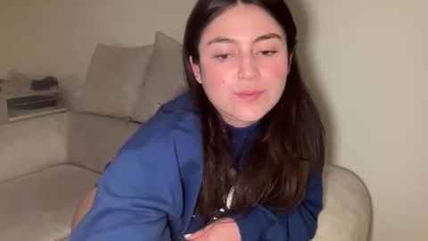 Snapshot of sweet_ella28 chatting on May 1, 2026, 3:33 am sweet ella28 online show from May 1, 2026, 3:33 am