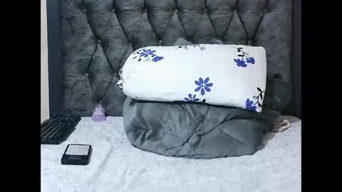 Ellam online show from February 23, 2026, 10:23 am