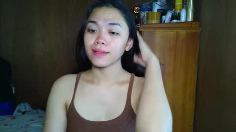 Snapshot of sweet_fantazies chatting on November 12, 2025, 12:55 am LIRA AND RIO online show from November 12, 2025, 12:55 am