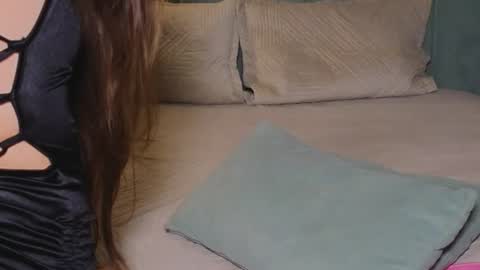 Im Mia.LOVELY PATTERNS 100  120  160  200 my toy buzzes from 2 tip online show from June 26, 2026, 7:07 pm