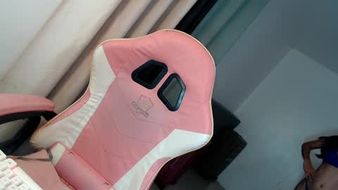 Snapshot of sweet_jessica69xx chatting on February 21, 2025, 2:38 pm Jess online show from February 21, 2025, 2:38 pm