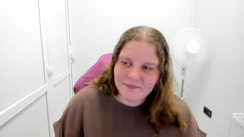 Karla online show from July 11, 2026, 1:58 pm