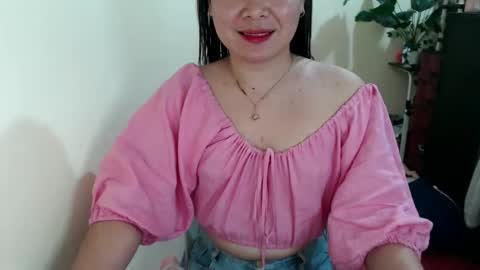 Snapshot of sweet_kendallxxxx chatting on March 7, 2025, 10:02 am Nicahhh online show from March 7, 2025, 10:02 am