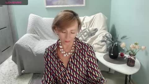 Helen online show from September 11, 2025, 5:18 am