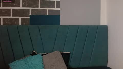 sweet_kitty_05 online show from May 25, 2026, 11:44 pm
