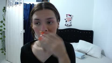Lady online show from December 22, 2024, 11:31 pm