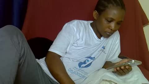 sweet_lessly online show from January 18, 2026, 11:47 am