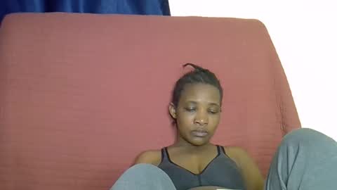 sweet_lessly online show from February 3, 2026, 11:37 am