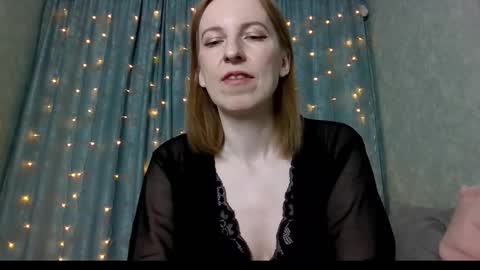 sweet_lilbunny online show from January 15, 2026, 3:49 pm