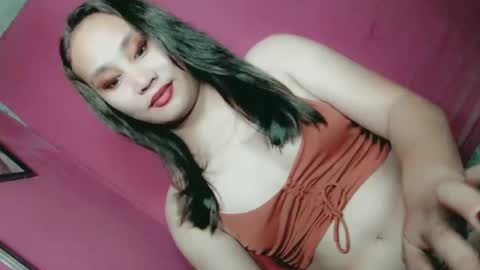 Snapshot of sweet_lover5 chatting on December 28, 2024, 3:04 pm SWEET LOVE online show from December 28, 2024, 3:04 pm