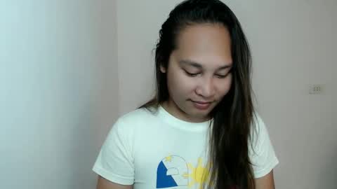 SWEET LOVE online show from February 2, 2026, 12:59 pm