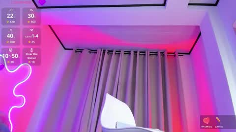 Snapshot of sweet_mackensy chatting on February 16, 2026, 5:58 am Miss Mackensy online show from February 16, 2026, 5:58 am