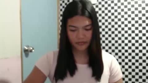 Snapshot of sweet_mary_onboard chatting on April 21, 2026, 3:28 pm sweet_mary_onboard online show from April 21, 2026, 3:28 pm