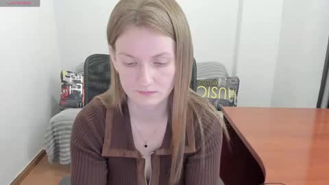 Mila online show from May 27, 2026, 5:54 pm