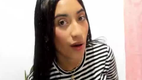 Snapshot of sweet_nhaomy chatting on February 16, 2026, 12:18 am Nhaomy online show from February 16, 2026, 12:18 am