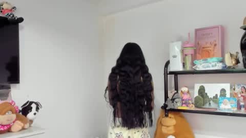 Snapshot of sweet_nhaomy chatting on March 19, 2026, 8:02 pm Nhaomy online show from March 19, 2026, 8:02 pm