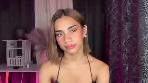 Snapshot of sweet_nikki03 chatting on October 23, 2025, 7:12 pm sweet_nikki03 online show from October 23, 2025, 7:12 pm