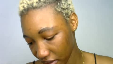 Snapshot of sweet_pussy04 chatting on July 20, 2026, 10:39 am sweet girl online show from July 20, 2026, 10:39 am