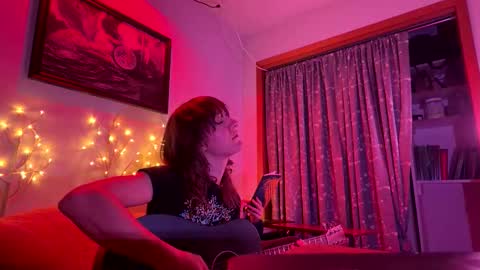 Ramona online show from December 19, 2025, 3:02 am