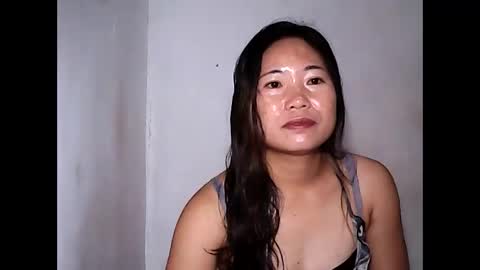 Snapshot of sweet_rich35 chatting on November 15, 2025, 5:05 am sweet_rich35 online show from November 15, 2025, 5:05 am