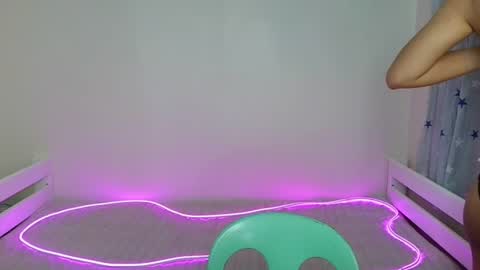 Snapshot of sweet_savii chatting on July 17, 2026, 7:41 pm lovesavii online show from July 17, 2026, 7:41 pm