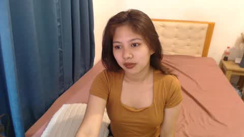 Snapshot of sweet_scarletxx chatting on July 2, 2026, 12:54 am scarlet online show from July 2, 2026, 12:54 am