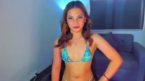 Snapshot of sweet_scarllet12 chatting on February 28, 2025, 6:32 am SCARLLET online show from February 28, 2025, 6:32 am