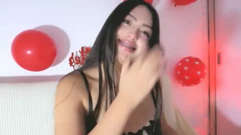 sweet_sophie_7 online show from February 13, 2026, 6:20 am