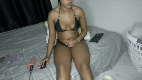 Nina online show from April 12, 2026, 6:13 pm