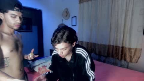 Snapshot of sweet_tippot chatting on February 7, 2025, 3:12 am Tippot and Germaine online show from February 7, 2025, 3:12 am
