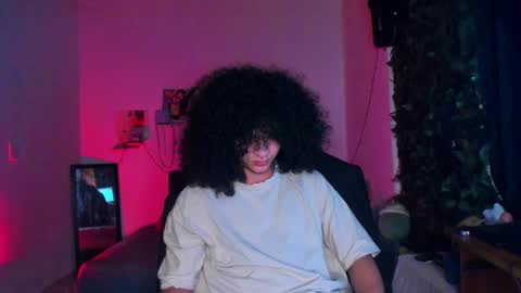 Steven independent model online show from February 11, 2026, 11:32 pm