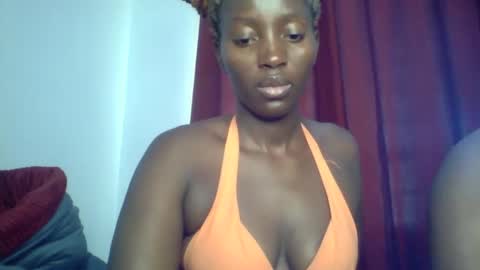 Snapshot of sweet_zuri3 chatting on March 1, 2025, 4:04 am zuri online show from March 1, 2025, 4:04 am