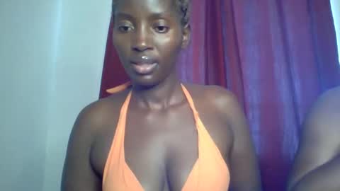 Snapshot of sweet_zuri3 chatting on March 7, 2025, 9:29 am zuri online show from March 7, 2025, 9:29 am
